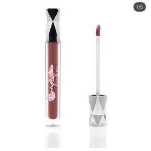 MBJ’s Mesmerizing LipGloss